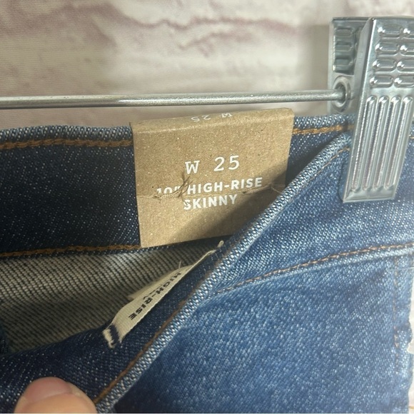 Madewell 10’ High Rise Skinny Jeans NWT - Picture 9 of 16